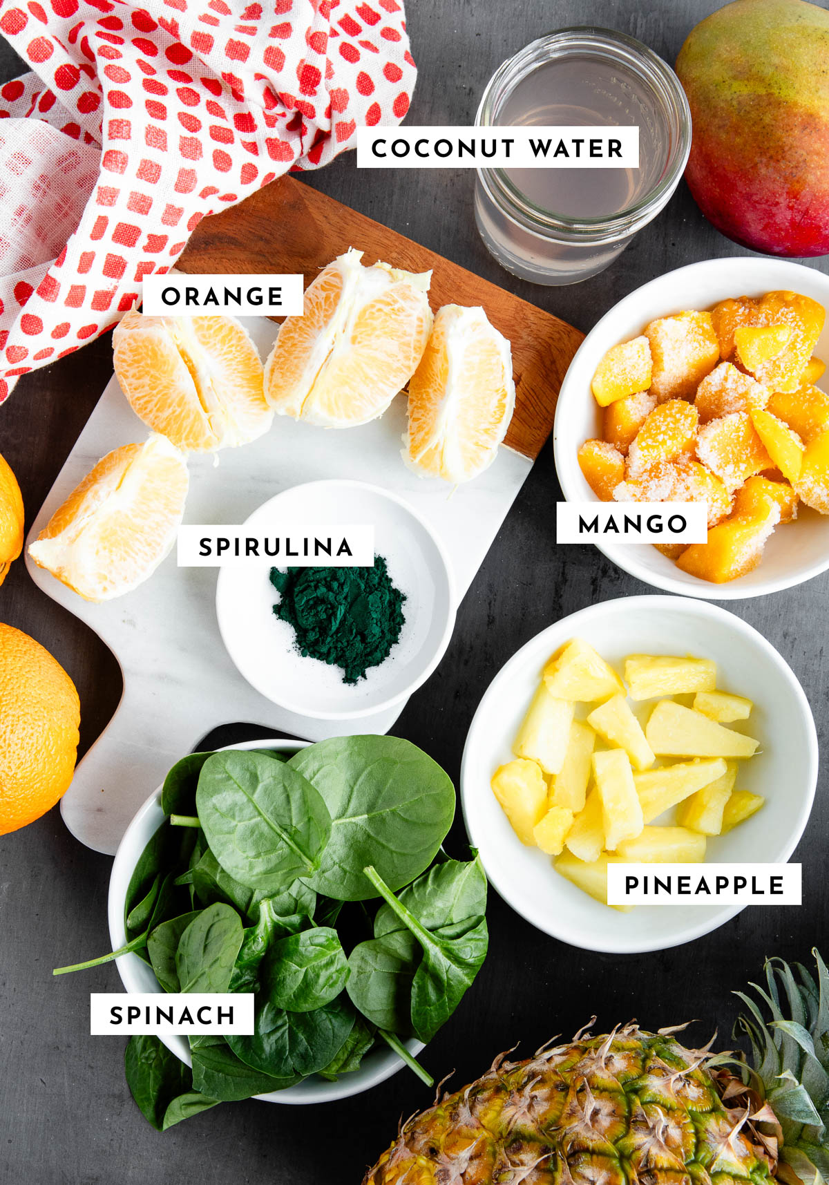 Ingredients for a spirulina smoothie.